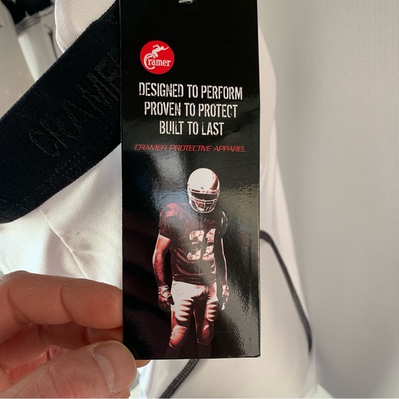 Cramer 5 pad football Lacrosse Girdle - Picture 2 of 11